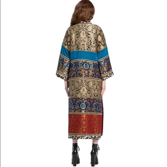 ALICE & OLIVIA Lynn Patchwork Kimono Multicolor - Picture 3 of 8